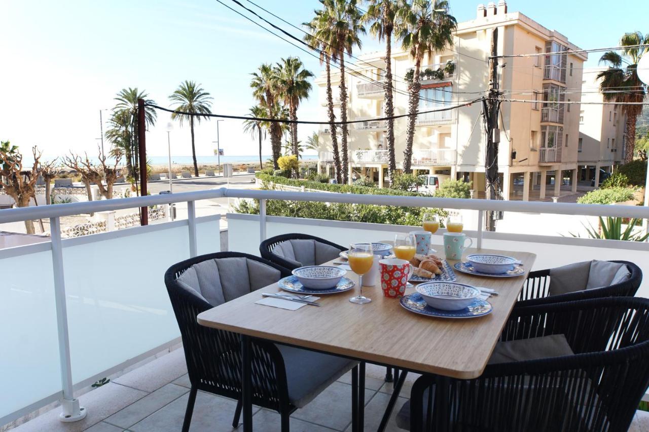 Beach Club House Apartment Castelldefels Exterior photo